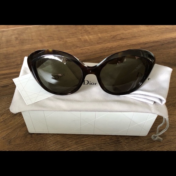 DIOR-AUTHENTIC DiorPanther 2 Cat Eye Sunglasses - Picture 2 of 12